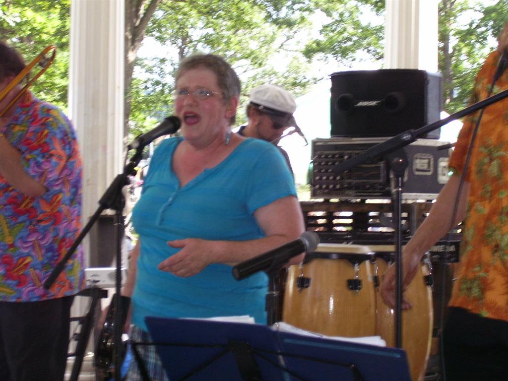 Sing it out Sammi.JPG
